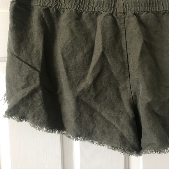 Express olive green linen blend drawstring cutoff shorts - Picture 5 of 7